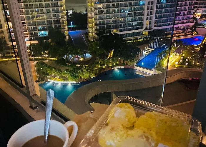 Azure Urban A14 Wavepool Near Airport