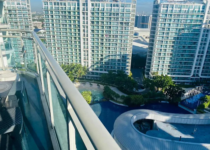 Azure Urban A14 Wavepool Near Airport * Manila