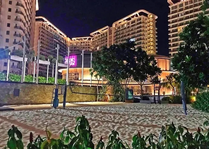 Azure Urban A14 Wavepool Near Airport Apartamento